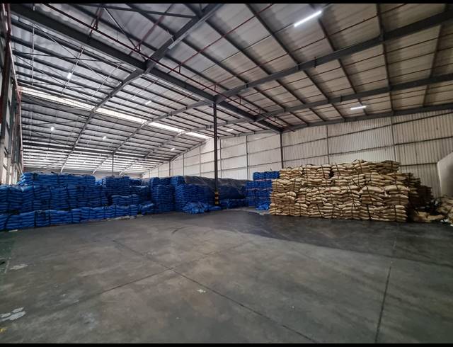 10,614M² WAREHOUSE TO LET IN MOBENI